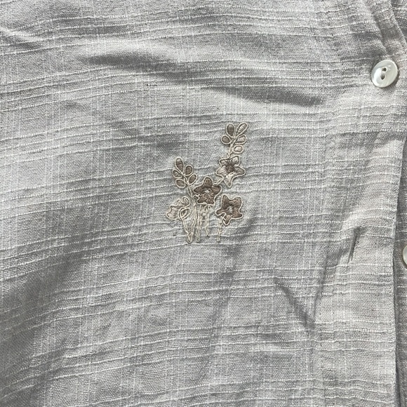 Casey & Max Vintage Linen Button Down Top Cream Medium - Picture 2 of 5